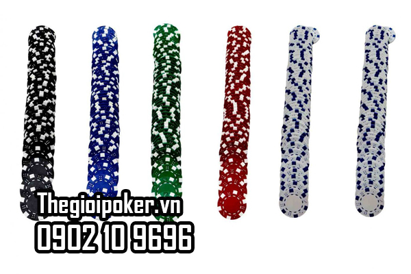 Màu sắc chip poker cực kỳ sắc nét