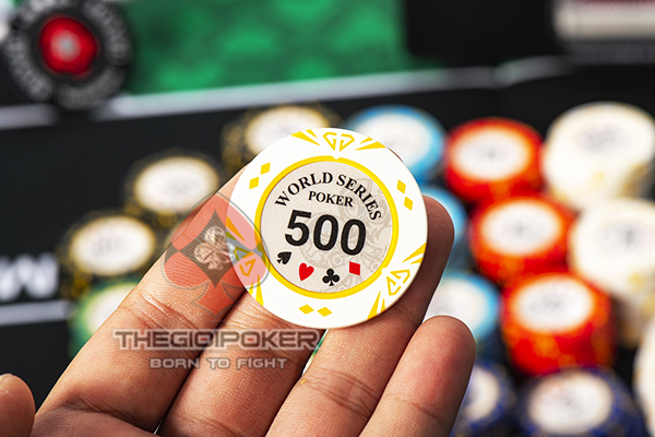 Chip Poker clay World series poker mệnh giá 500 được đánh giá là thiết kế vô cùng tinh sảo và đẹp mắt