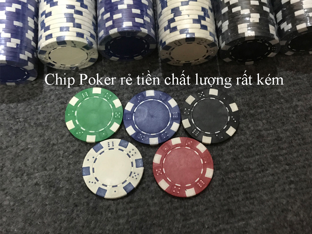 Chip poker nhái rẻ tiền