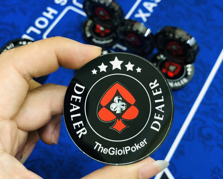 Dearler Button poker 2020