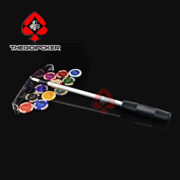 gay_cao_chip_poker