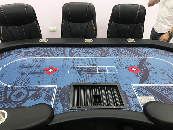 Bàn Poker chuyên nghiệp dành cho 10 người chơi được thiết kế bởi THEGIOIPOKER