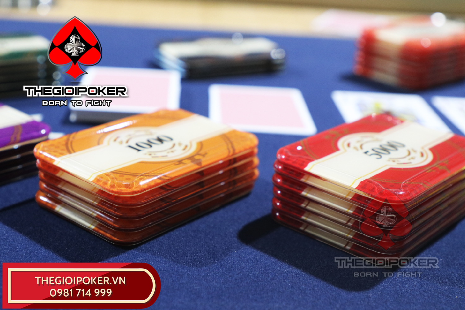 Chip Poker Plaque được làm từ chất liệu nhẹ, bền và dễ dàng xếp chồng lên nhau