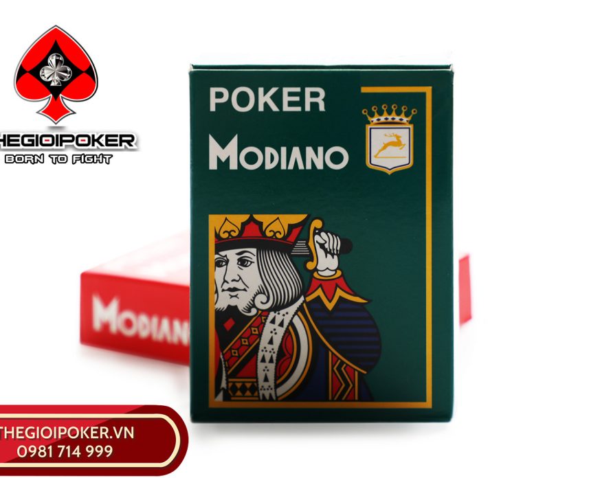 Bài poker Modiano Cristallo hiện có 2 màu xanh lá và đỏ