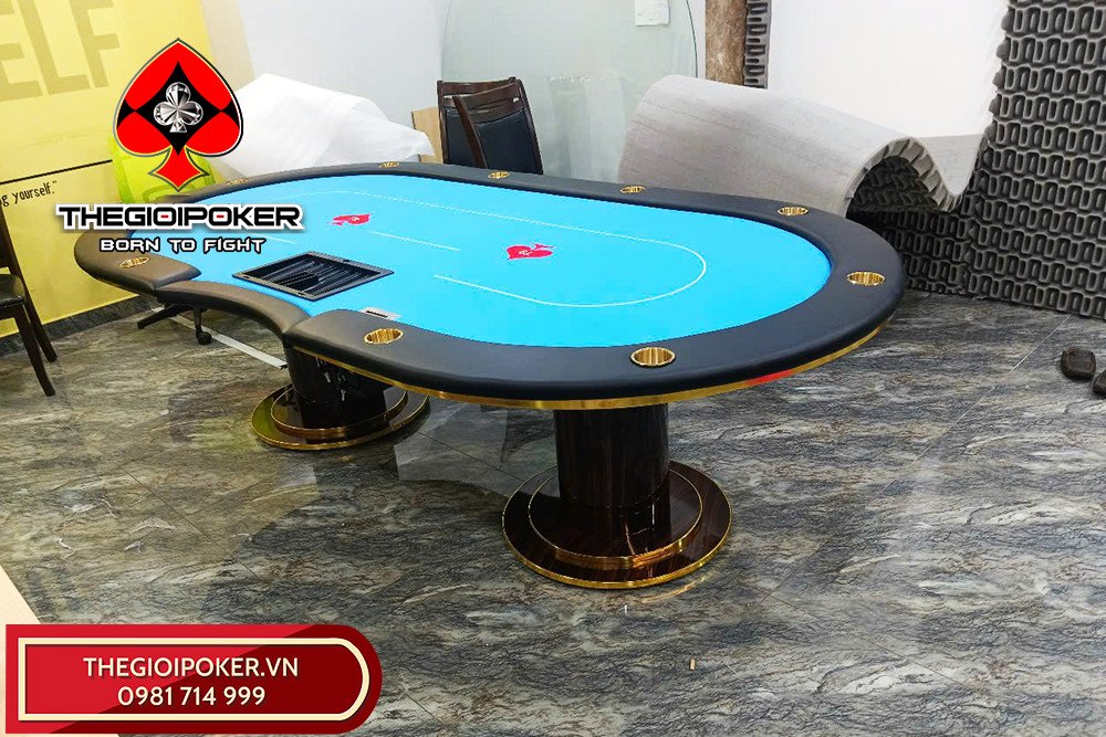 Bàn Poker được thiết kế với kích thước lớn lên tới 140x270cm nhằm tối ưu hoá không gian cho người chơi