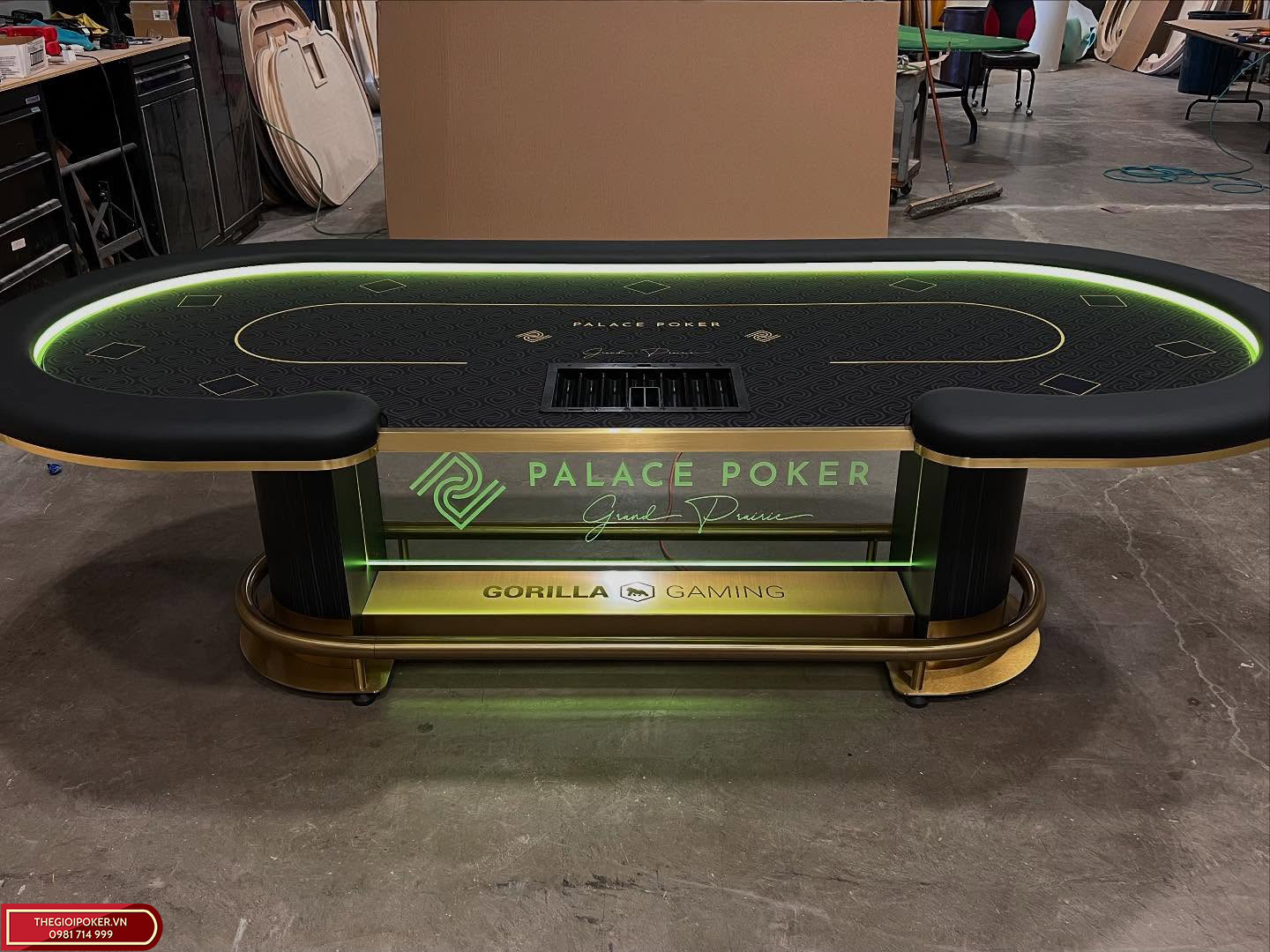 Bàn Poker PALACE được sản xuất bởi Gorilla Gaming USA
