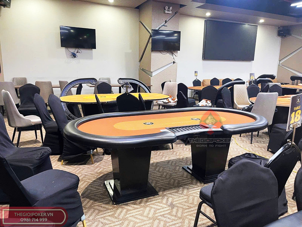Thay mặt vải bàn poker cho câu lạc bộ Sài Gòn Poker Room tại HCM